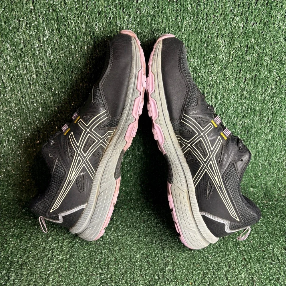 Asics item you